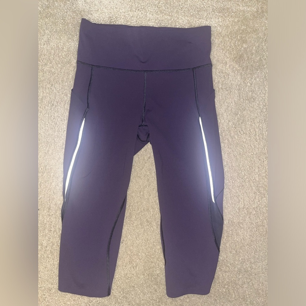 🍋 LIKE NEW Lululemon Pace Perfect High Rise Crop 17" - Boysenberry - Sz 6
